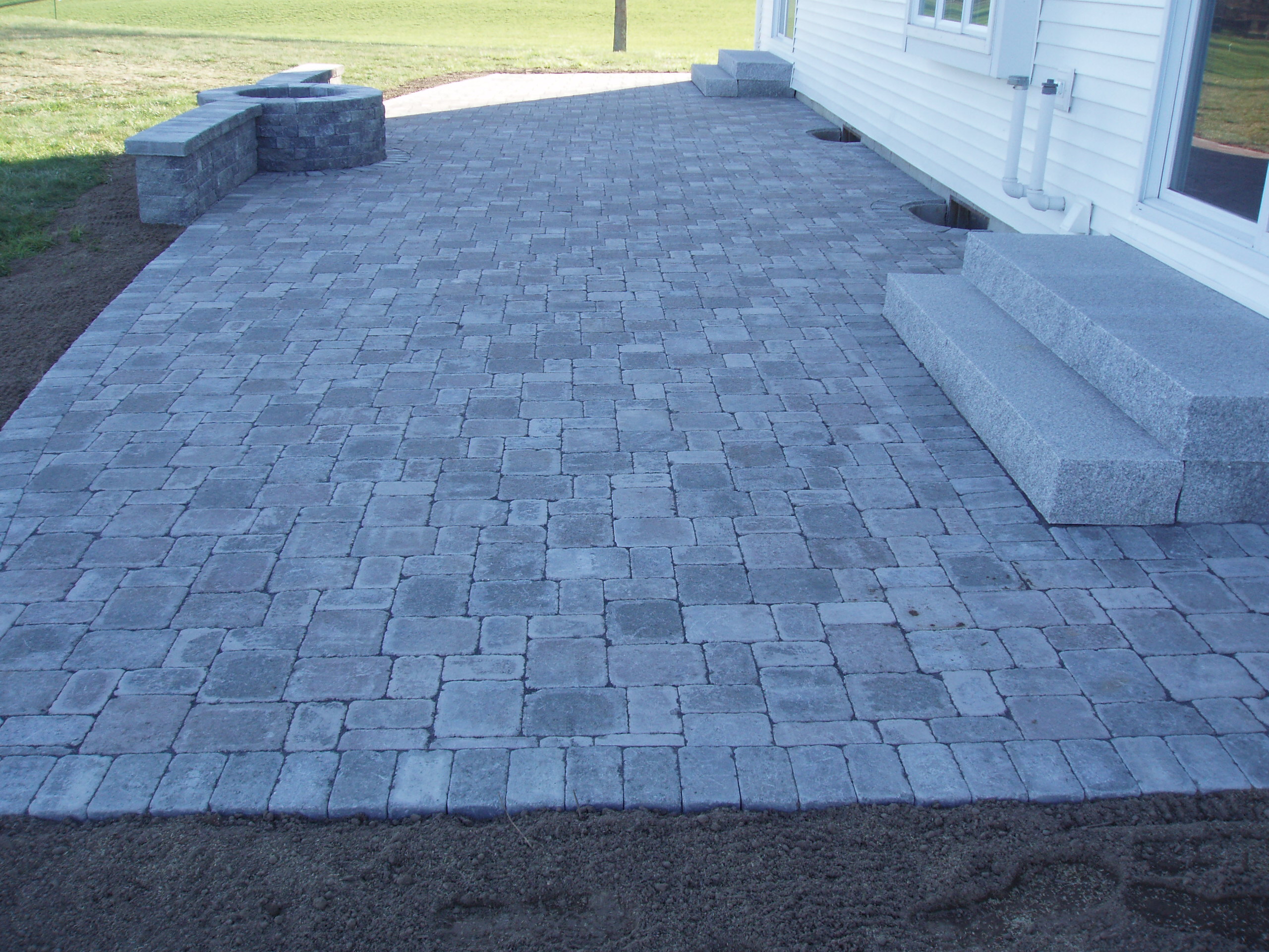 2012PATIO1
