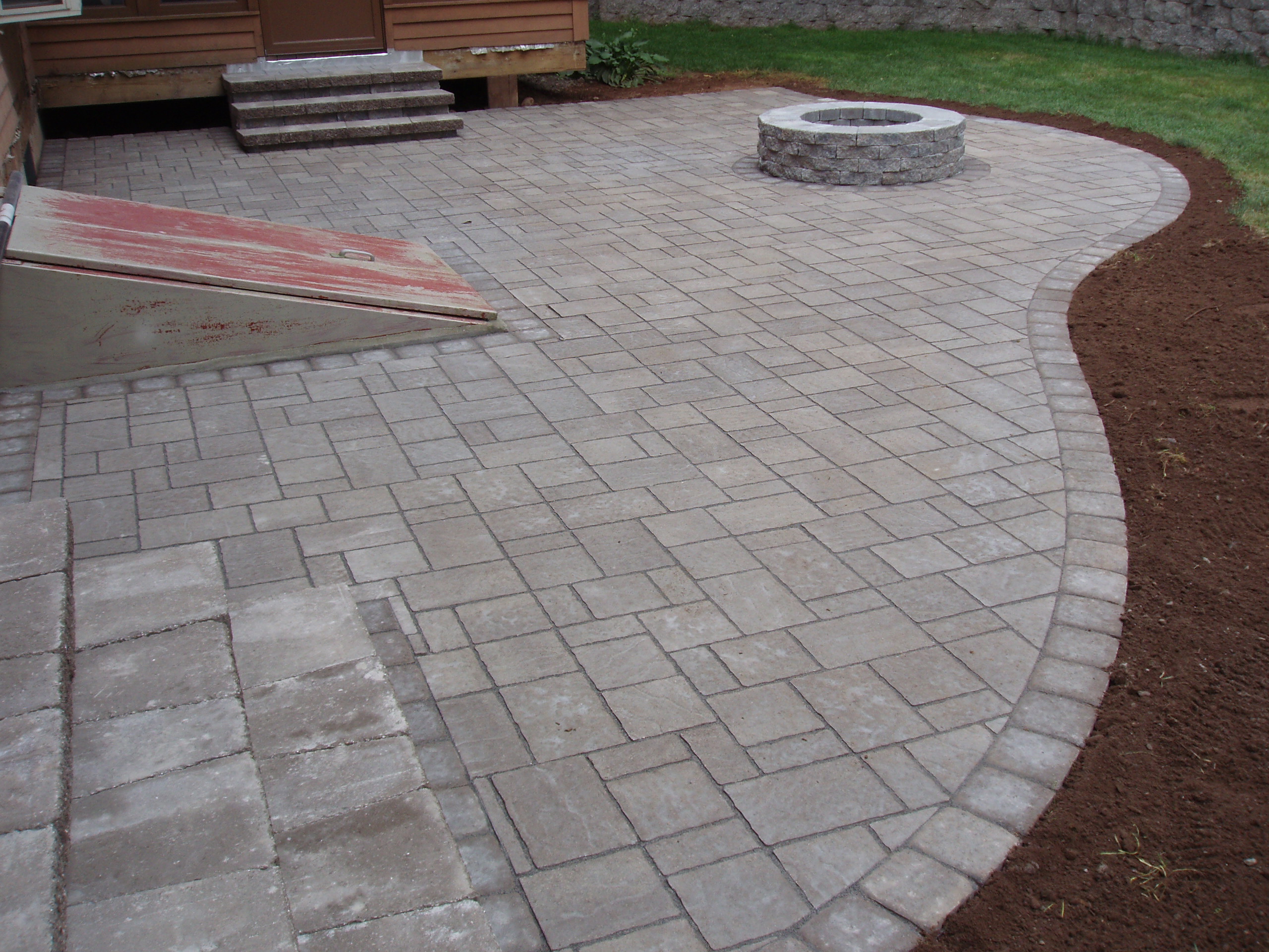 2012PATIO14